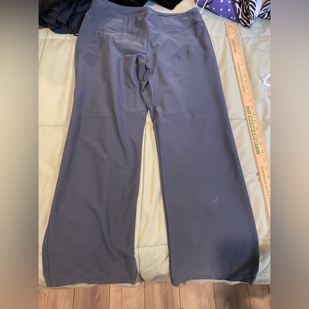 Nike gray pants size L